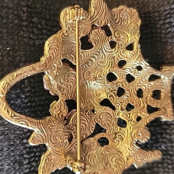 Vintage Elegant Gold Floral Brooch with Multicolor Accents - Picture 3 of 3